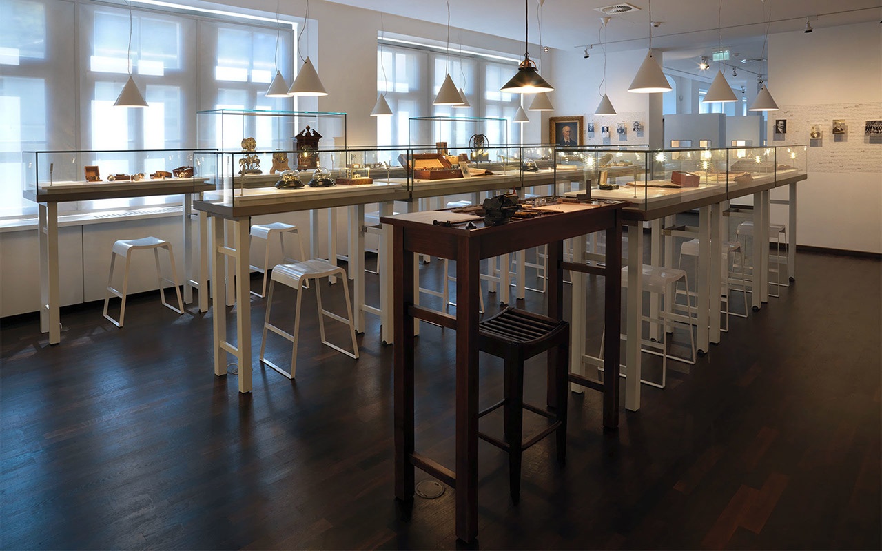 展廳設(shè)計效果圖 展廳設(shè)計效果圖